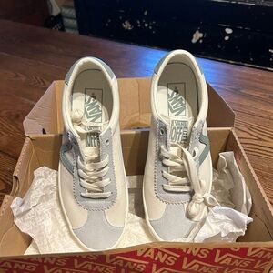 Vans Womans shoes